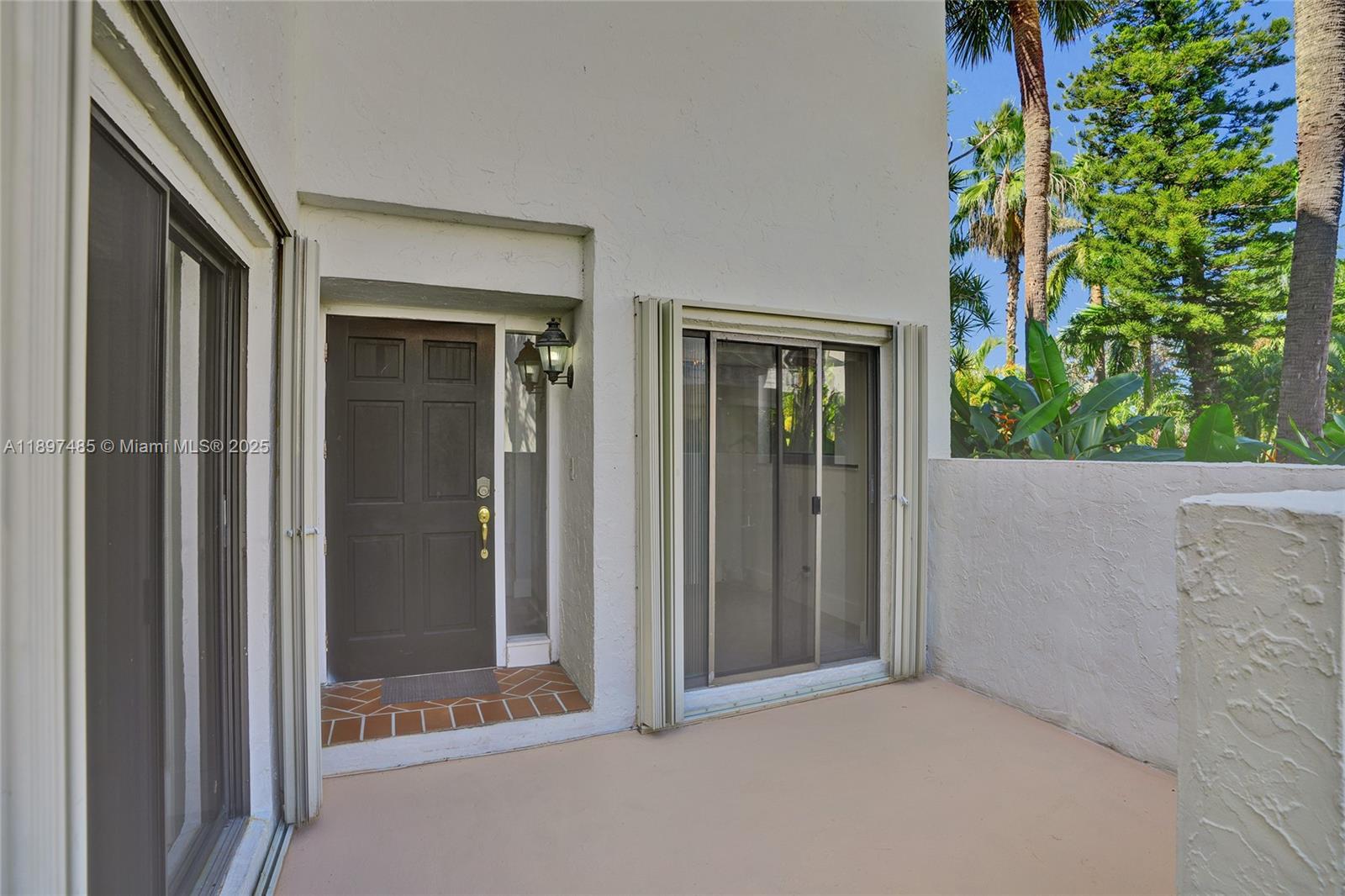 DELVISTA B CONDO - Residential