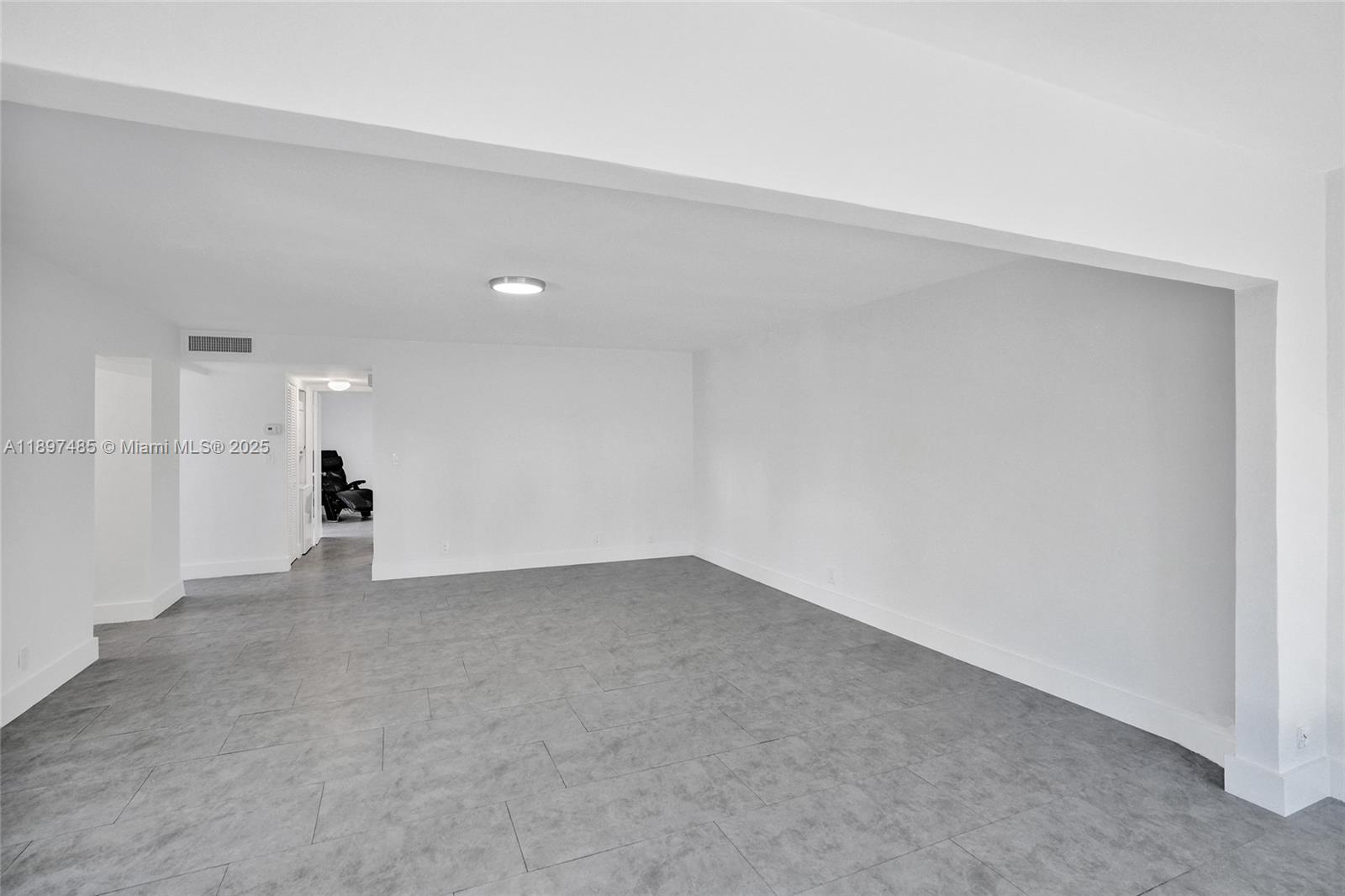 DELVISTA B CONDO - Residential