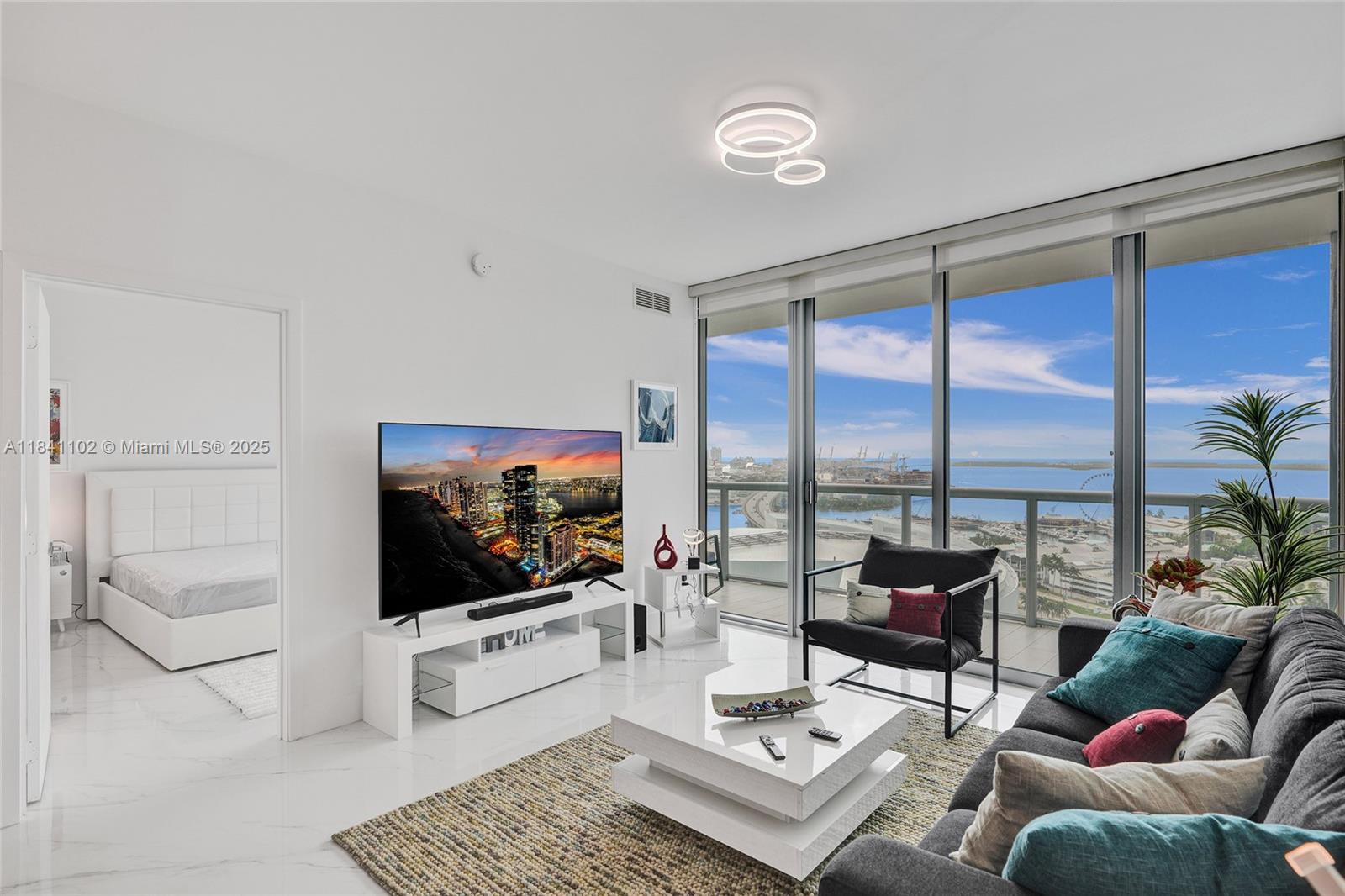 MARINABLUE CONDO - Residential Lease