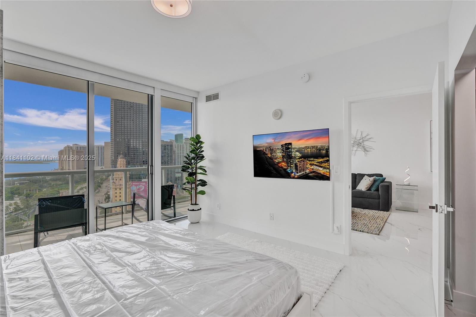 MARINABLUE CONDO - Residential Lease