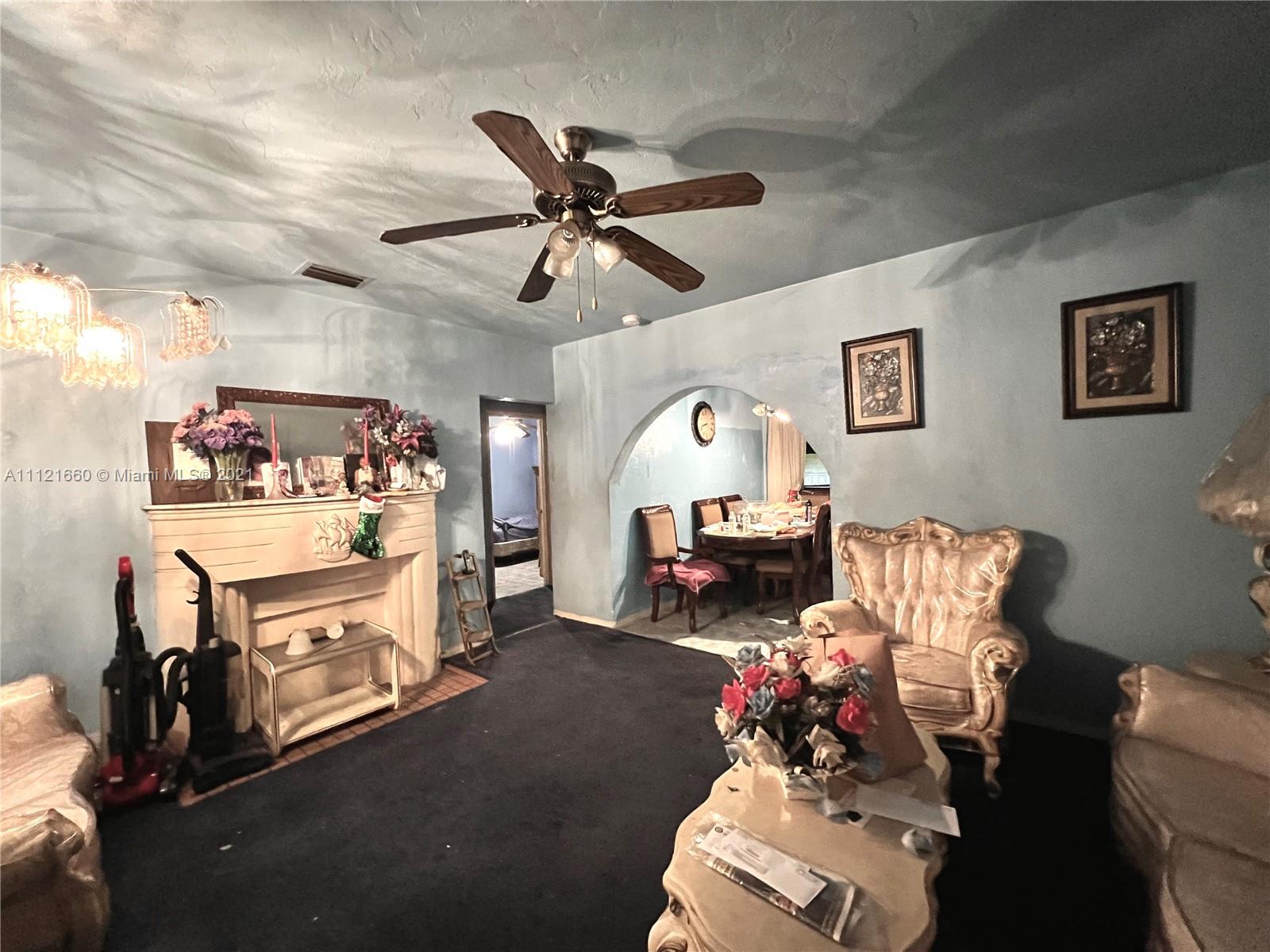 N MIAMI ESTATES - Residential