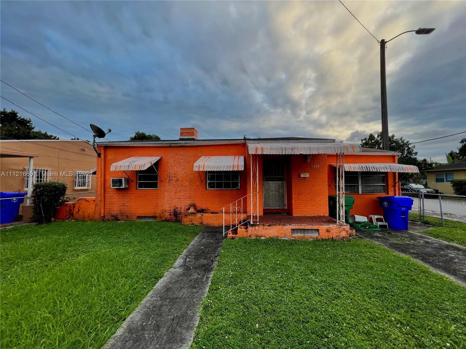 N MIAMI ESTATES - Residential