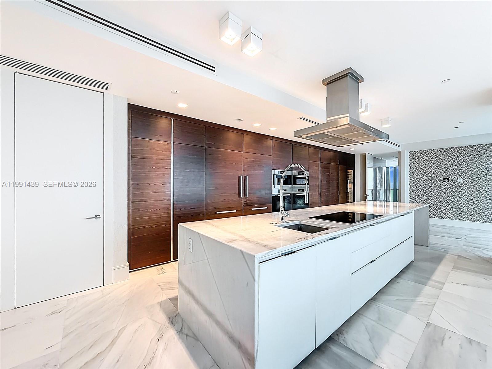 REGALIA CONDO - Residential