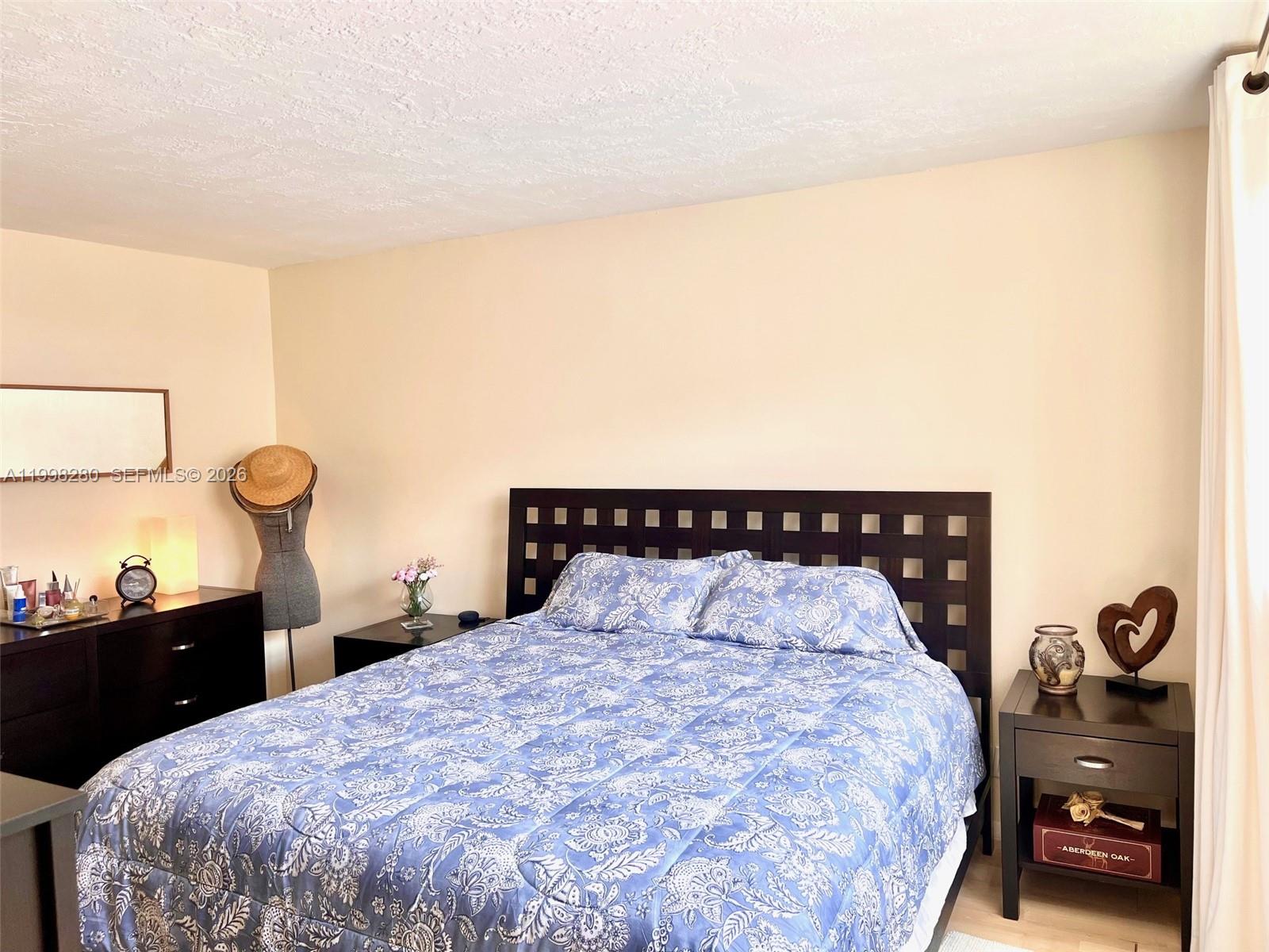 SOMERSET NO 4 CONDO - Residential Lease