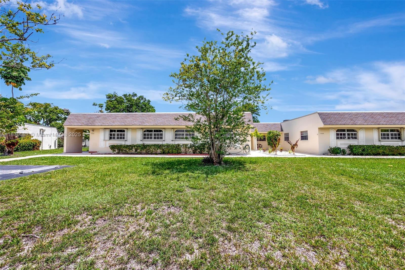 GREEN HILLS PARK WEST NO 5 - Residential