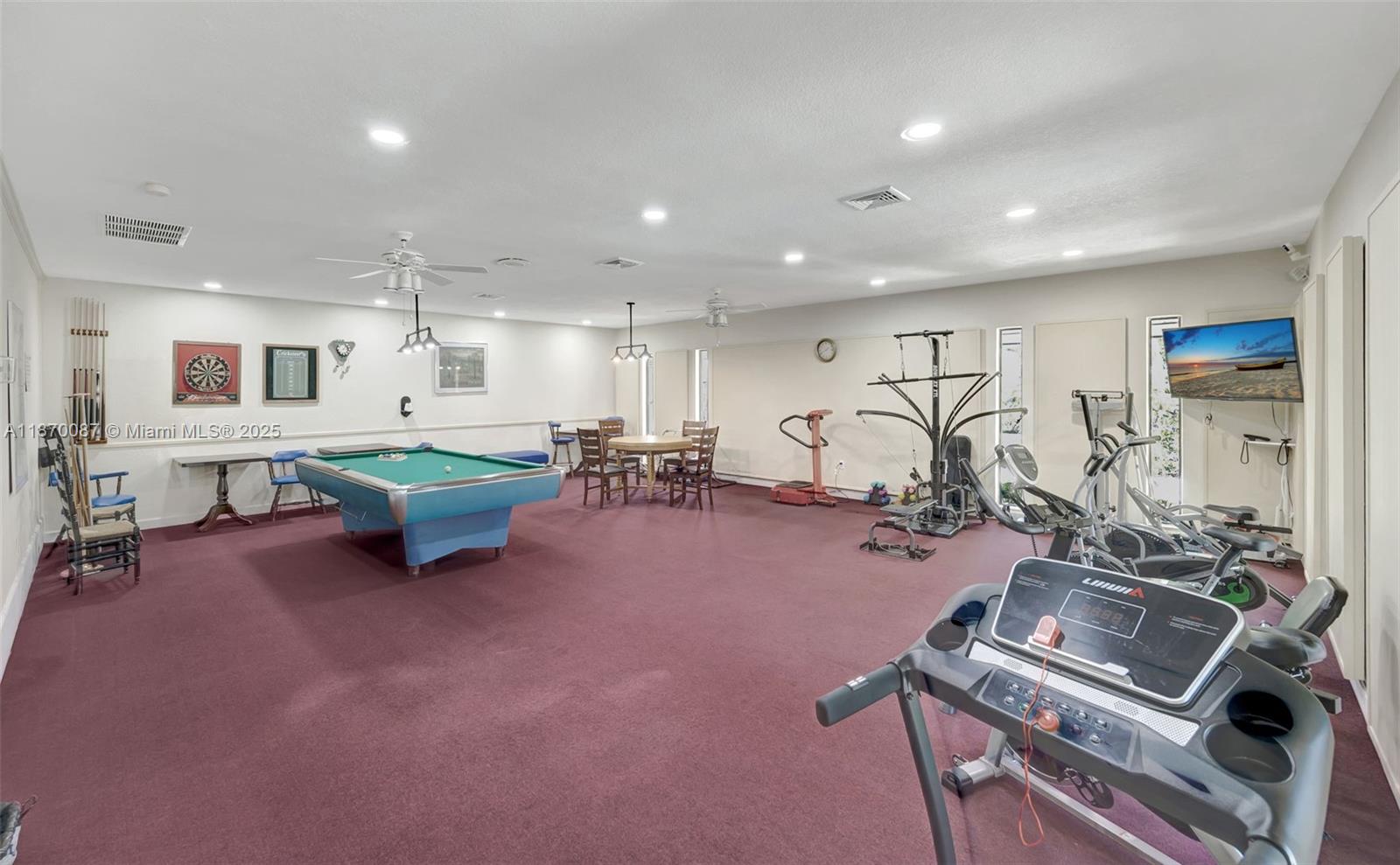 GREEN HILLS PARK WEST NO 5 - Residential