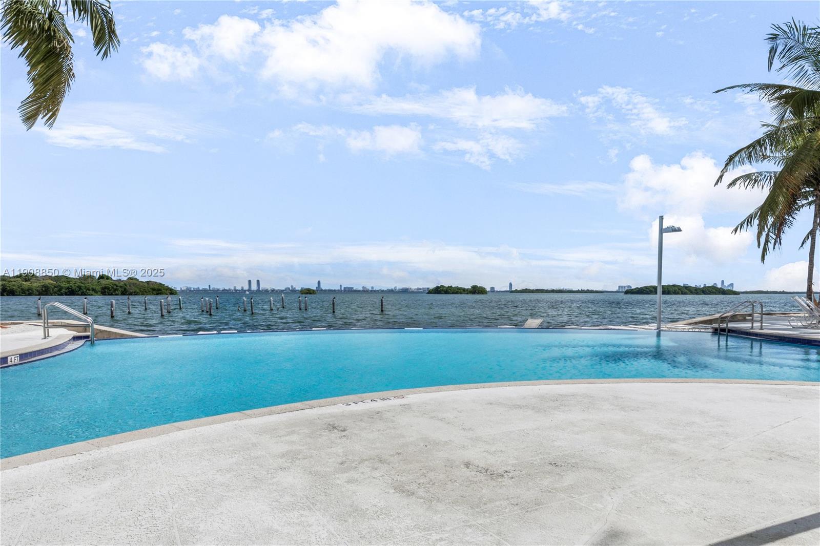 NIRVANA CONDO NO FIVE CON - Residential