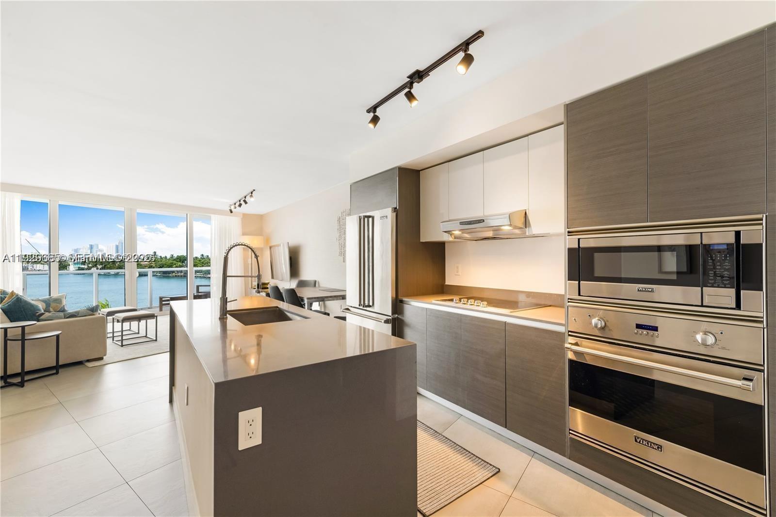 BAY HARBOUR ISLAND - Residential Lease