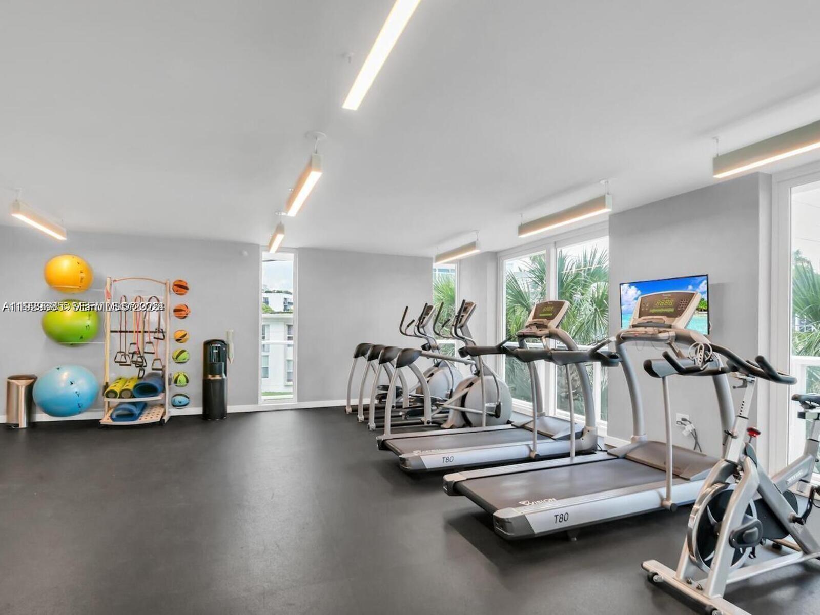 BAY HARBOUR ISLAND - Residential Lease