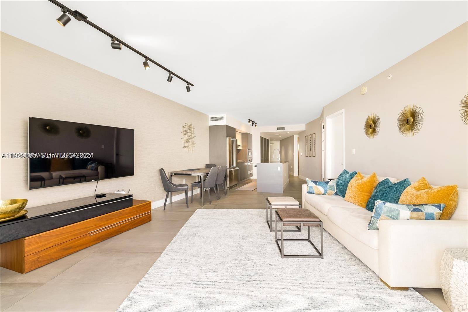 BAY HARBOUR ISLAND - Residential Lease