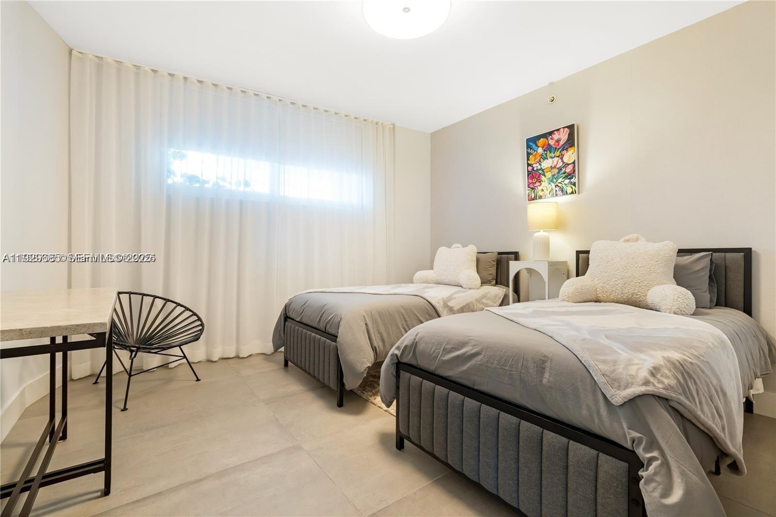 BAY HARBOUR ISLAND - Residential Lease