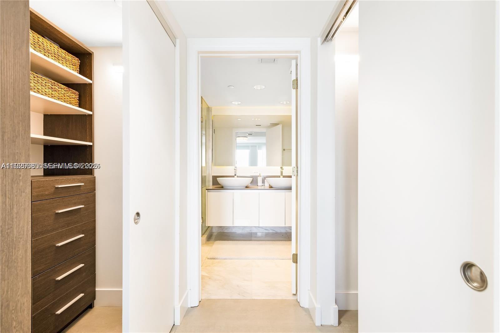 BAY HARBOUR ISLAND - Residential Lease