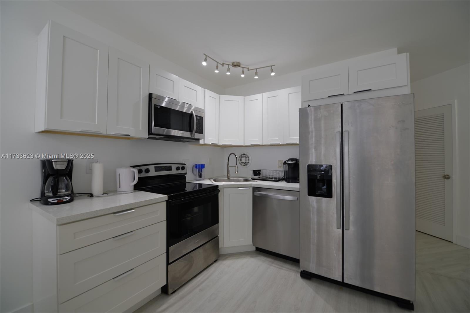 TAROMINA APTS CO-OP - Residential
