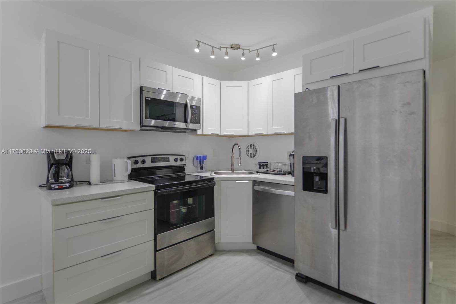 TAROMINA APTS CO-OP - Residential