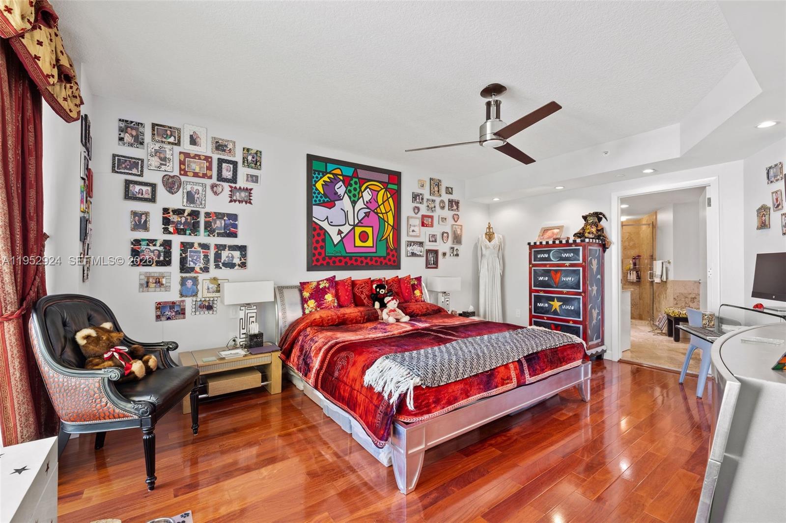 IL VILLAGGIO ON SOUTH BEA - Residential