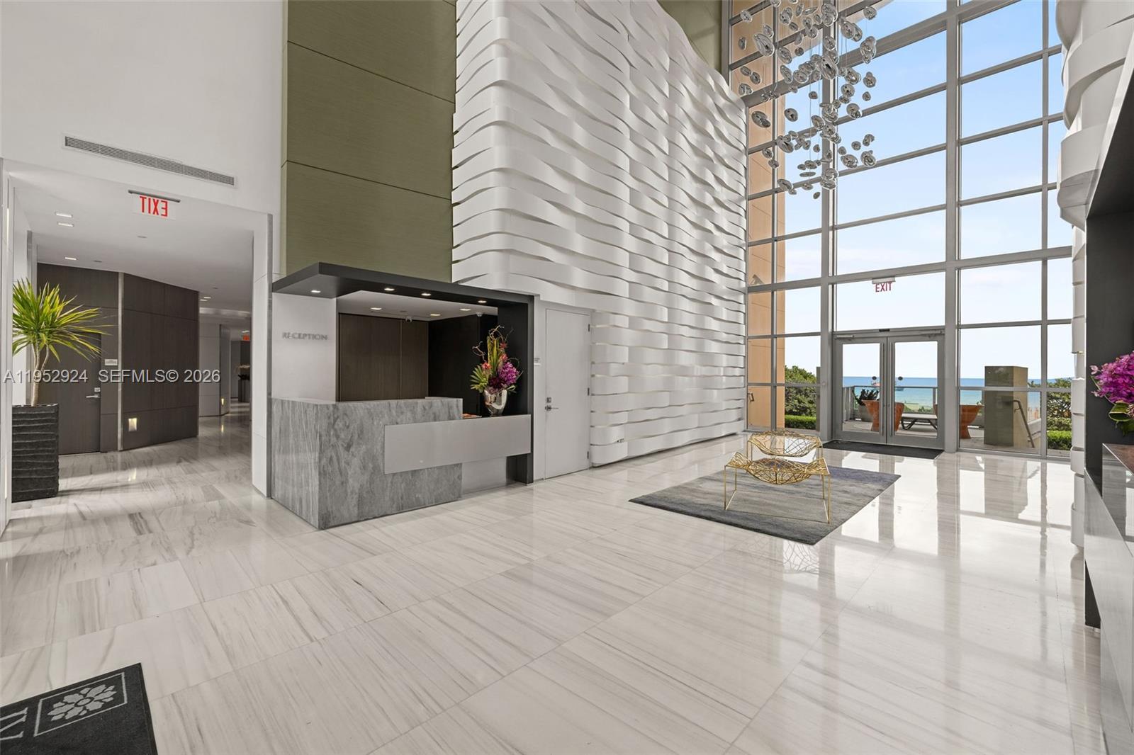 IL VILLAGGIO ON SOUTH BEA - Residential