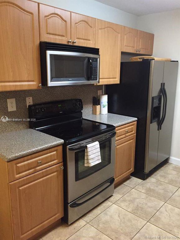 9759 NW 49th Ter 410