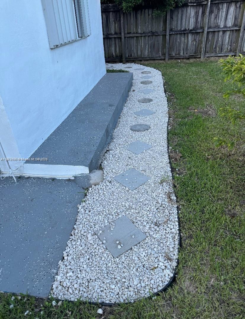 CENTRAL MIAMI PART 7 - Residential Lease