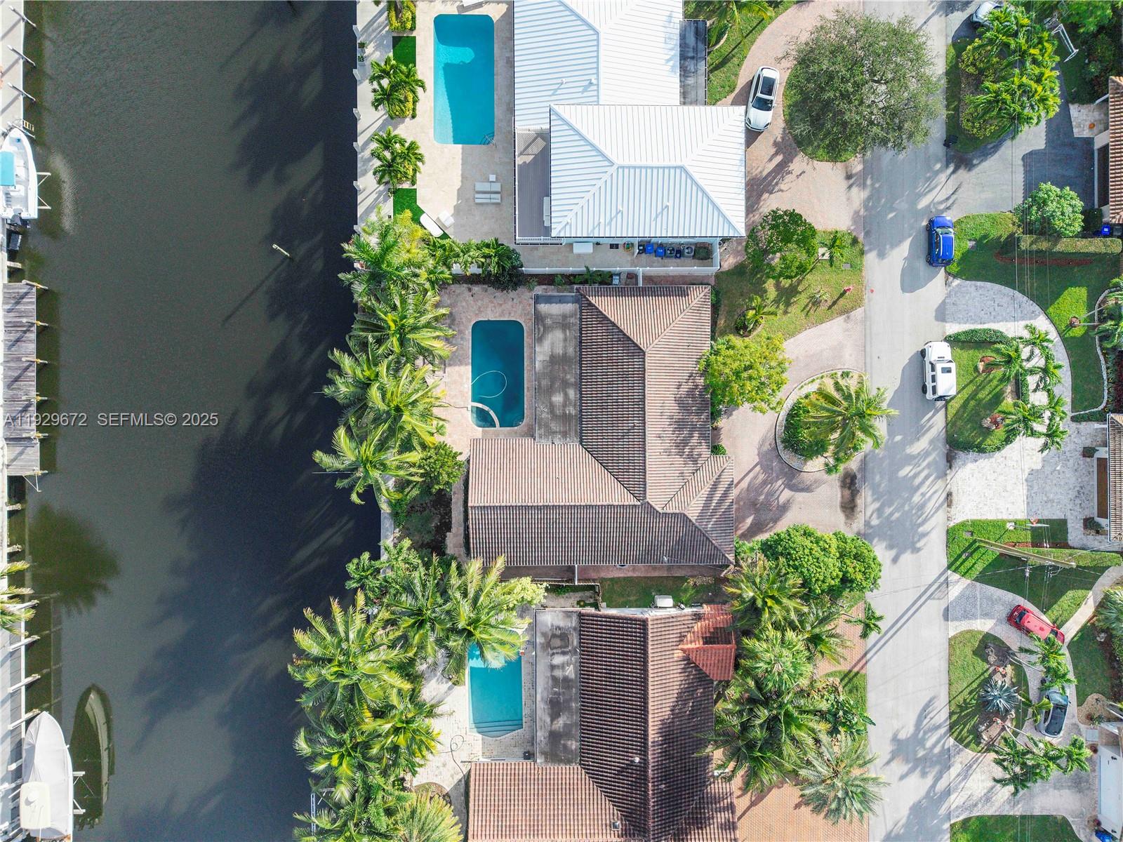 LAKE ESTATES - Residential