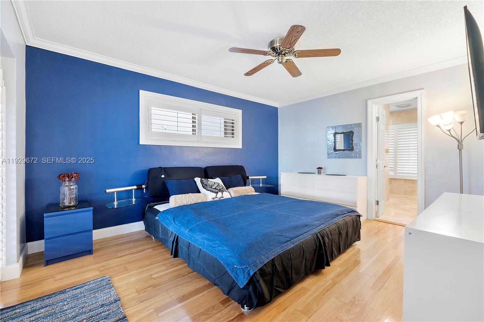 LAKE ESTATES - Residential