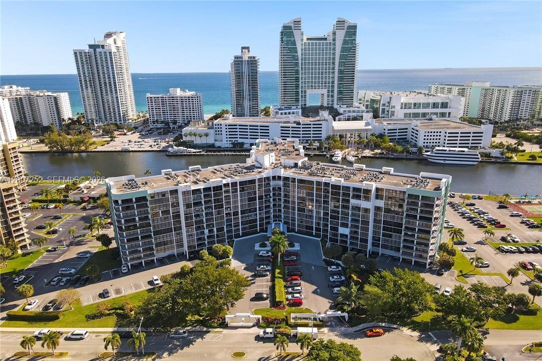 TOWERS OF OCEANVIEW EAST - Residential