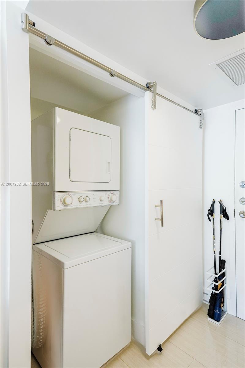 TOWERS OF OCEANVIEW EAST - Residential