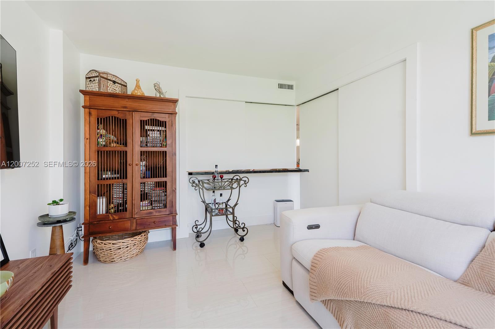 TOWERS OF OCEANVIEW EAST - Residential