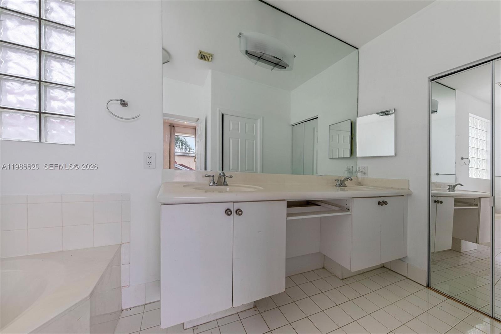 WEST LAKE VILLAGE PLAT - Residential