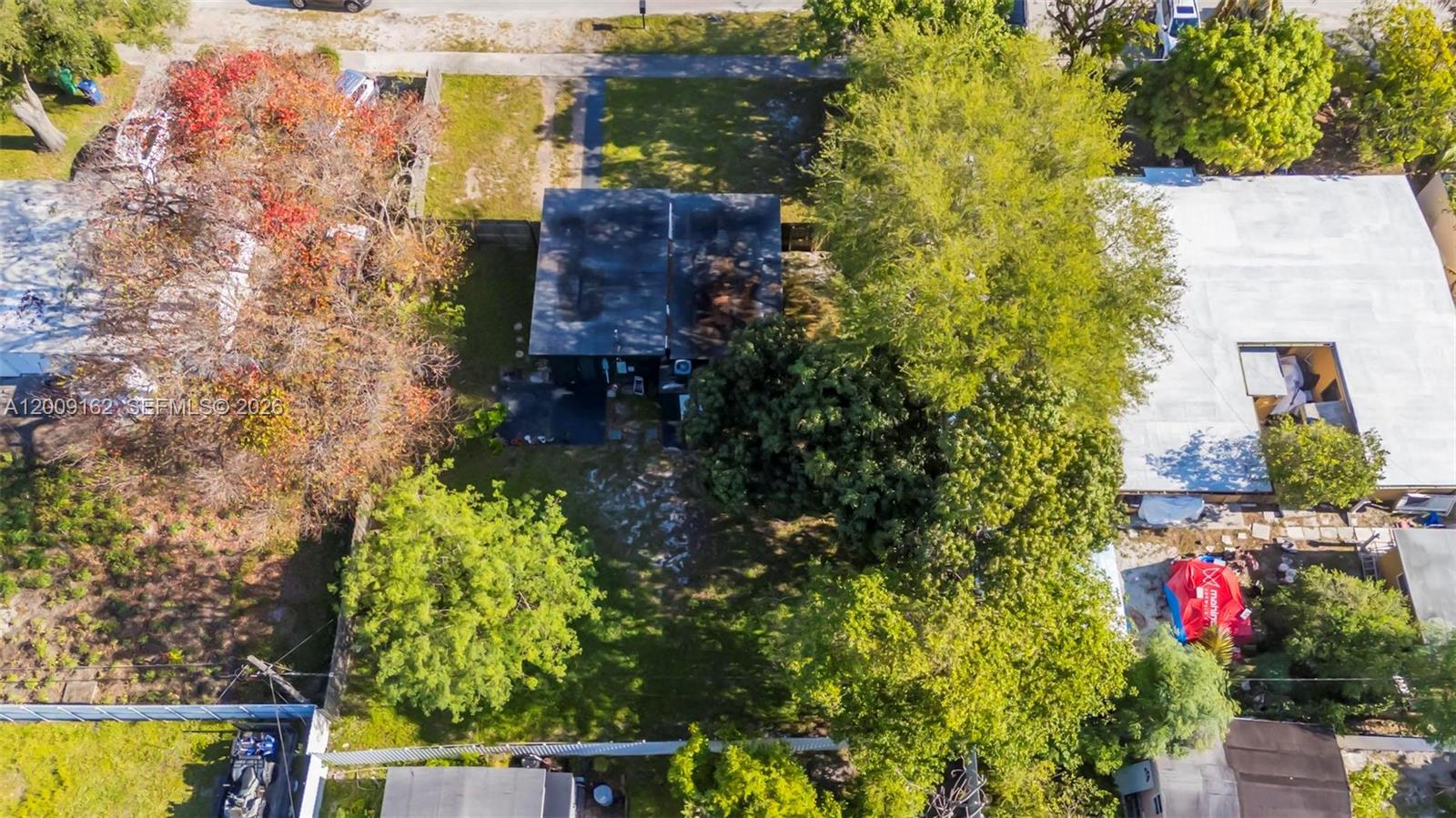 HYDE PARK MANOR - Residential