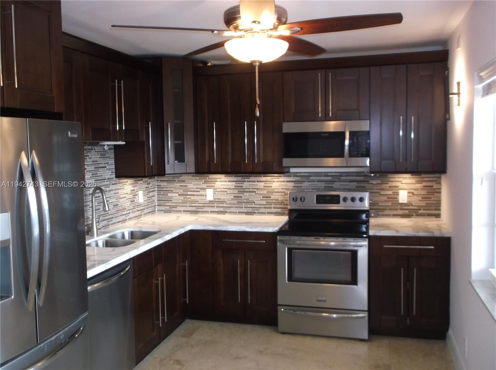 805 Cypress Blvd 504