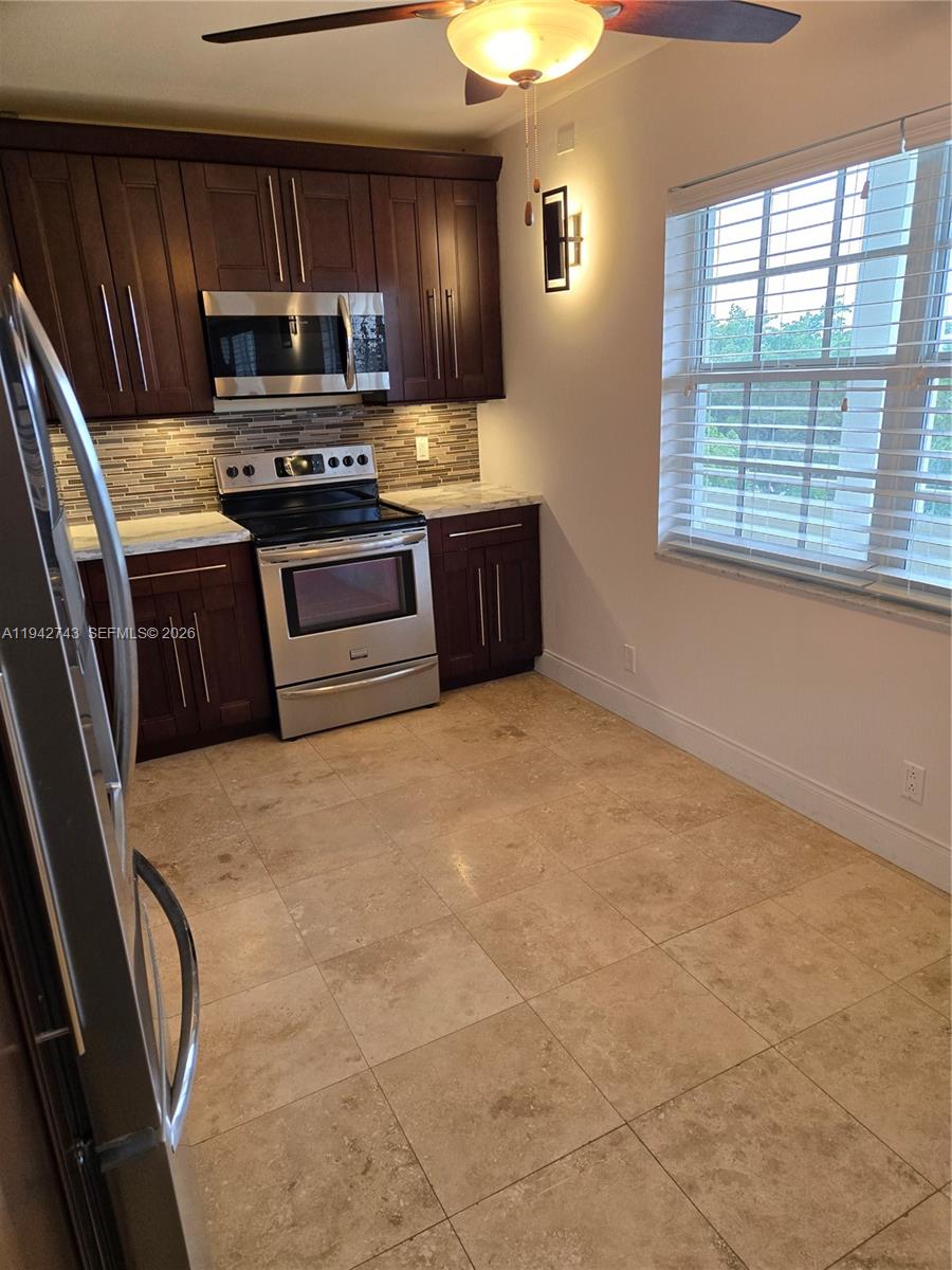 NO 96 PALM-AIRE COUNTRY C - Residential