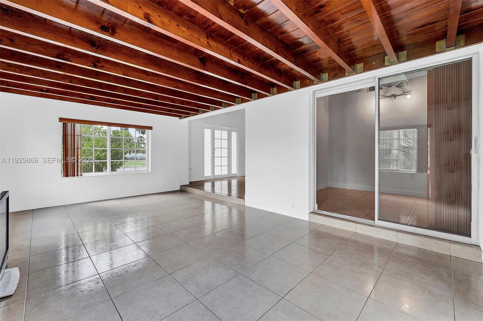 ESSEX VILLAGE 6TH ADDN - Residential Lease