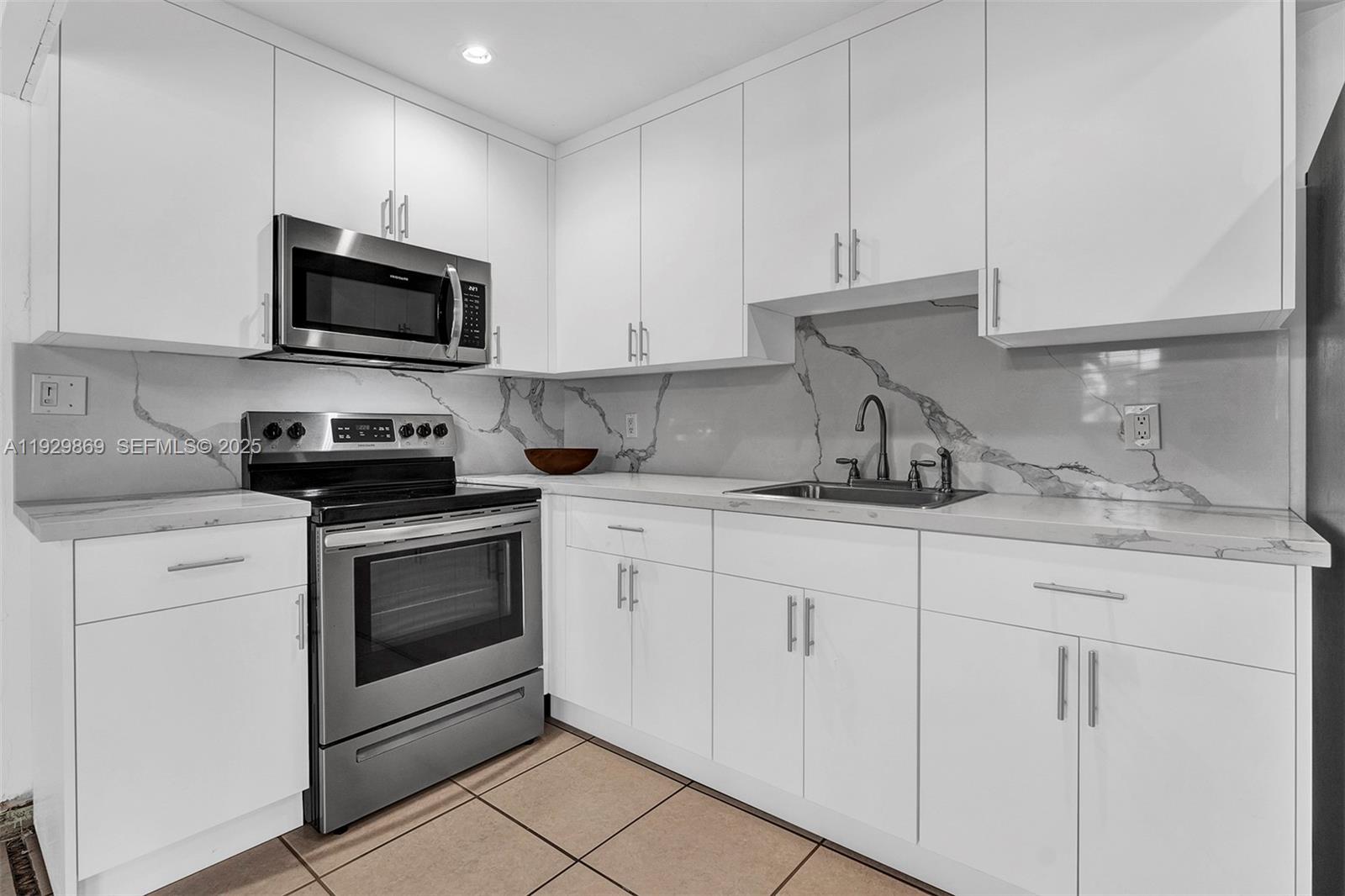 ESSEX VILLAGE 6TH ADDN - Residential Lease