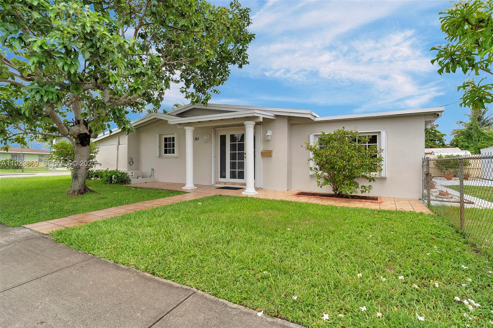 ESSEX VILLAGE 6TH ADDN - Residential Lease