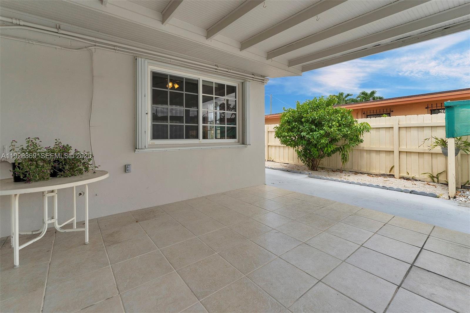 ESSEX VILLAGE 6TH ADDN - Residential Lease