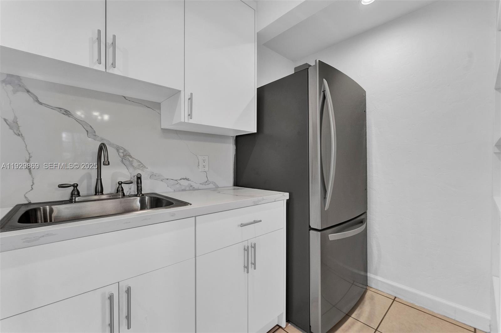 ESSEX VILLAGE 6TH ADDN - Residential Lease