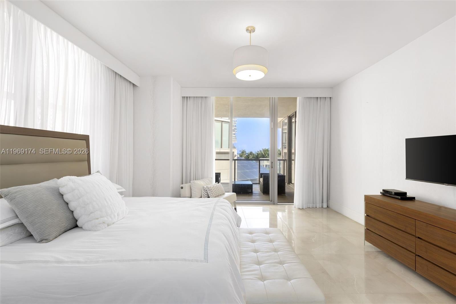 BAL HARBOUR NORTH SOUTH C - Residential Lease