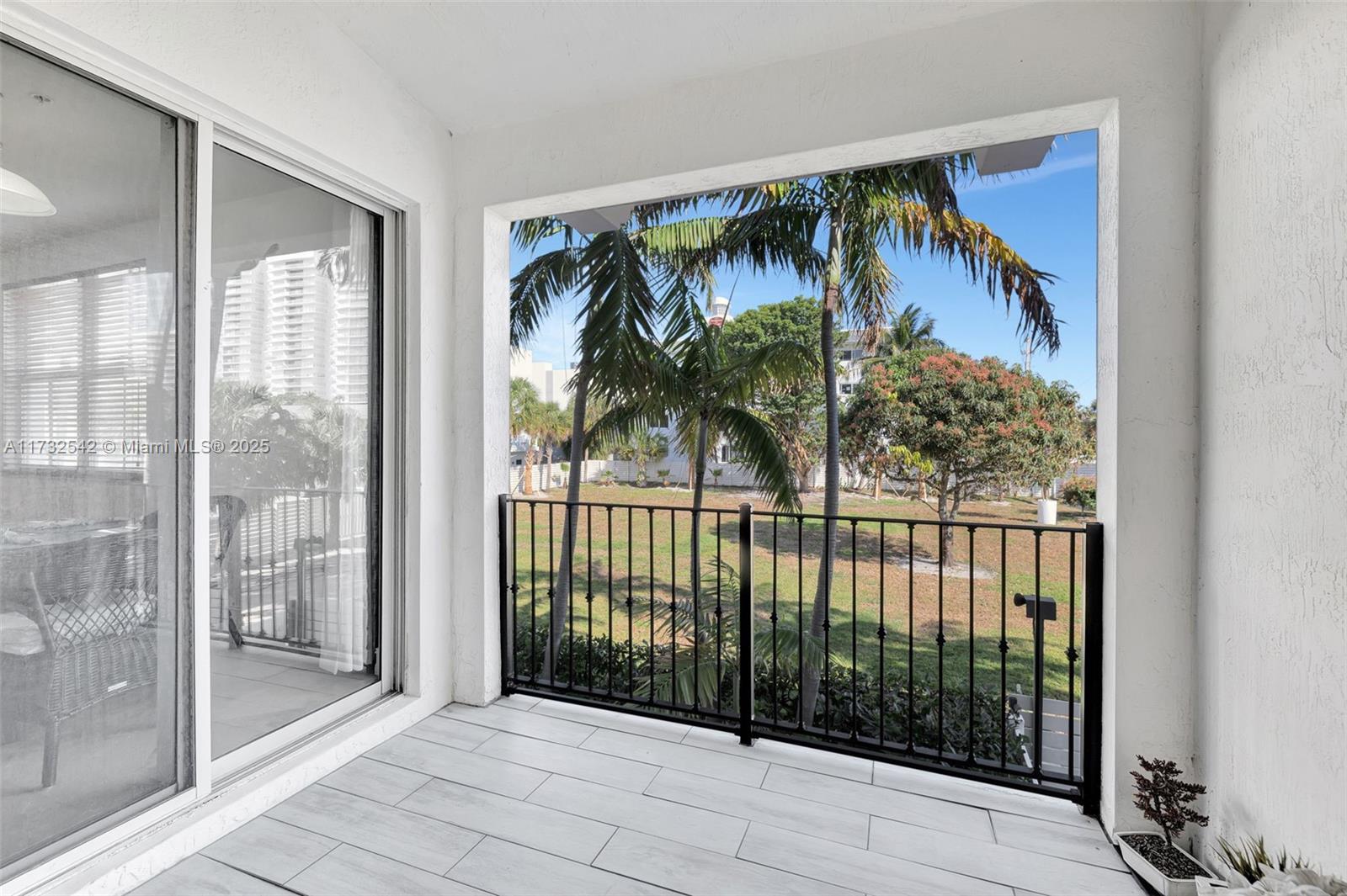 OCEAN ENCLAVE I - Residential