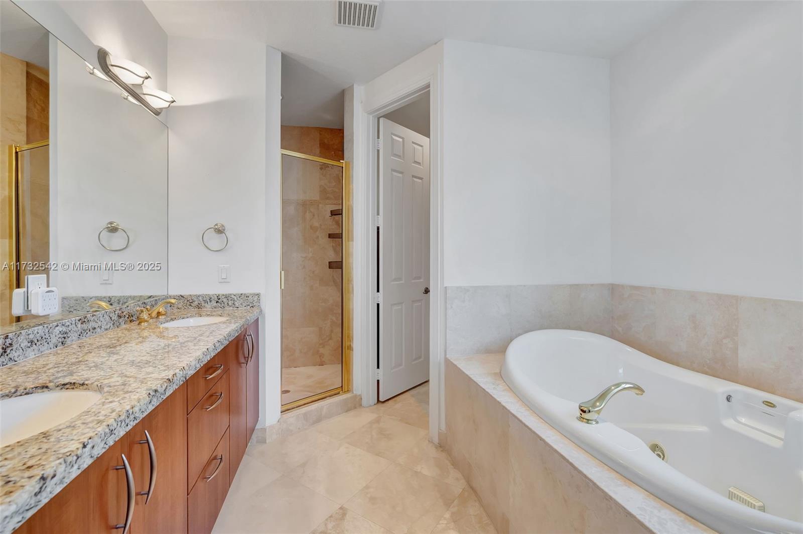 OCEAN ENCLAVE I - Residential