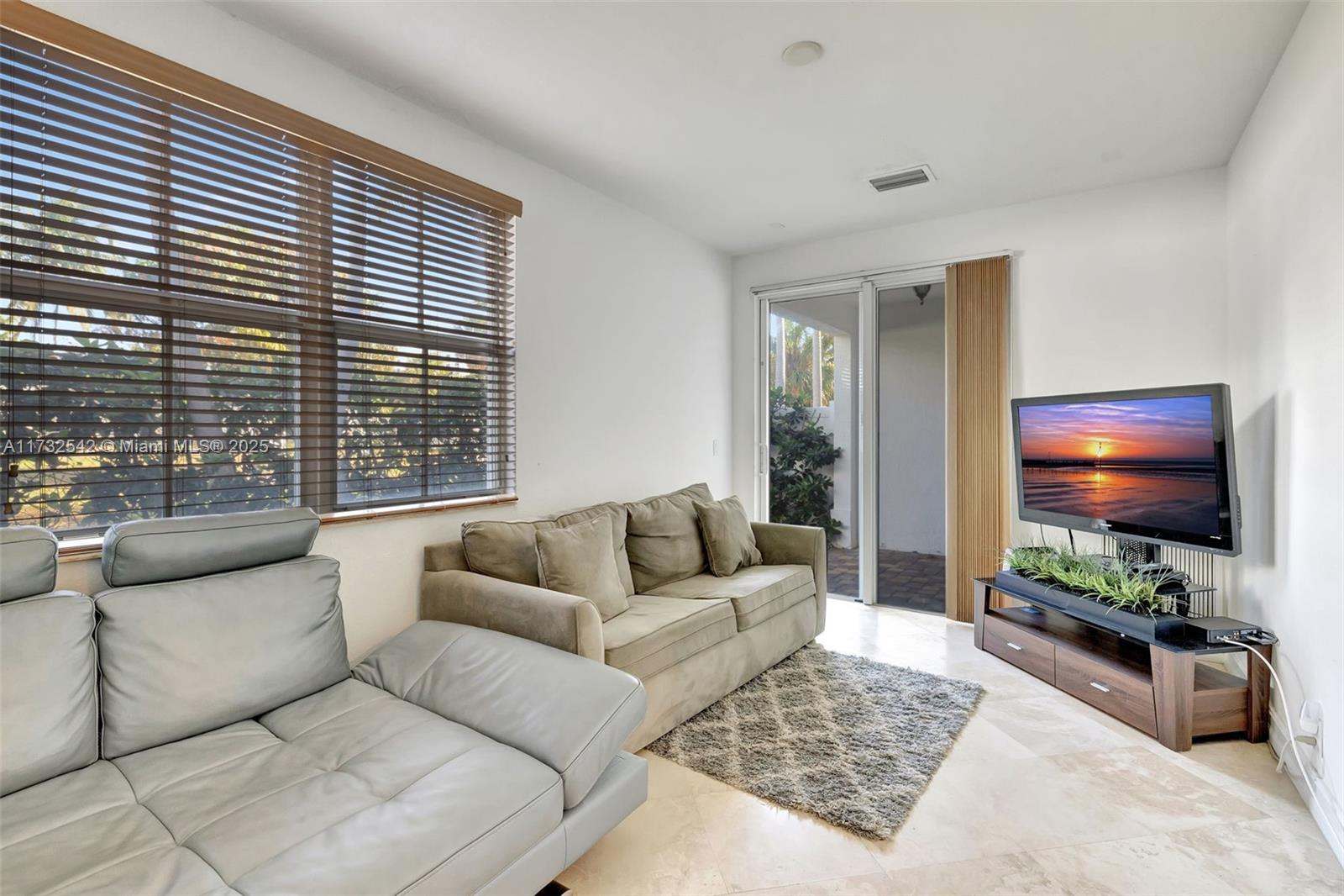 OCEAN ENCLAVE I - Residential