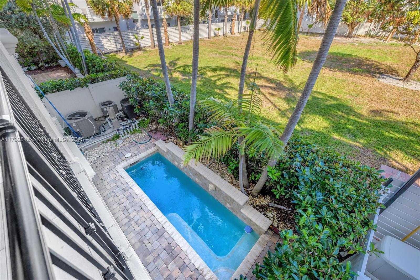 OCEAN ENCLAVE I - Residential