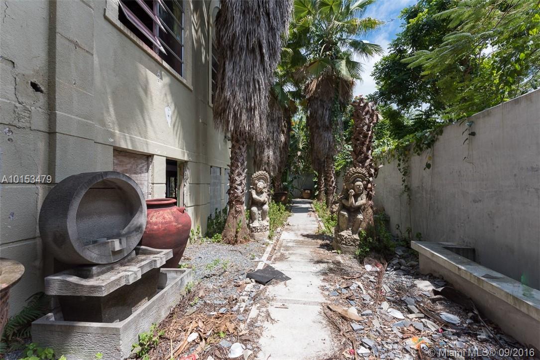Miami South Blk 39 - Commercial Sale