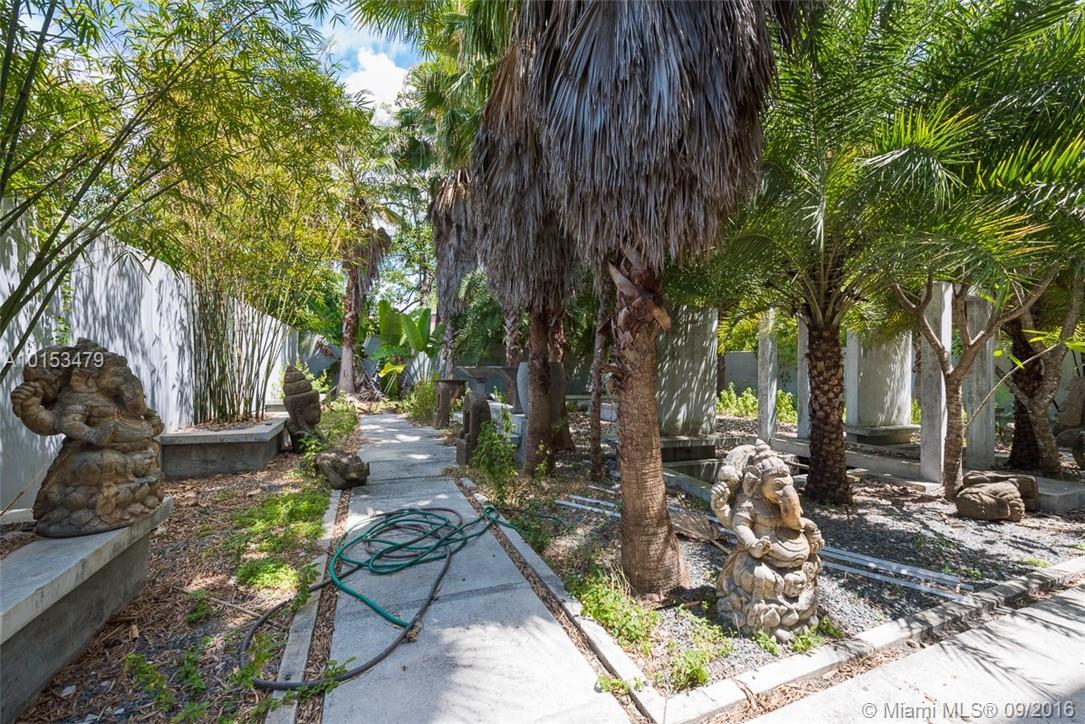 Miami South Blk 39 - Commercial Sale