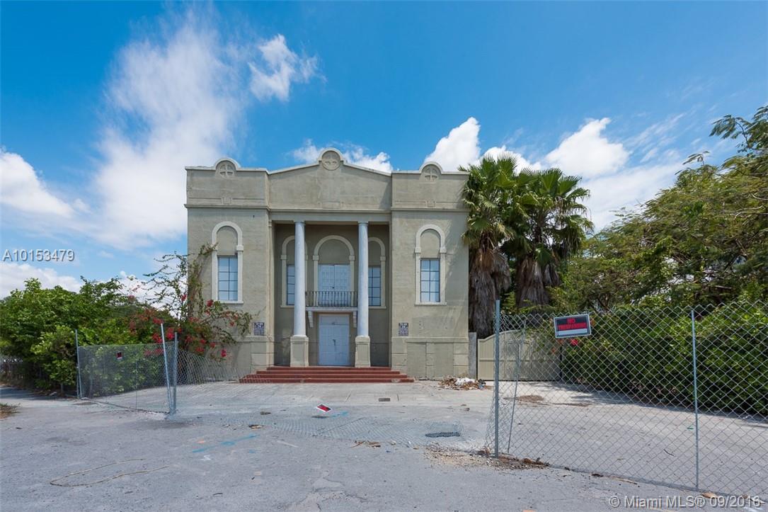 Zoned T5-L which allows for many uses-Commercial Retail, Restaurant, Preschool, Multi family, Condo, & /or Hotel**property was previously a church * vacant* current building is 5743 sq feet-may be converted to lofts/or other uses--Total Lot size is 9750 sq feet** ample parking * amazing potential for many uses just blocks form Brickell Metro Rail & Metro Mover Stations.