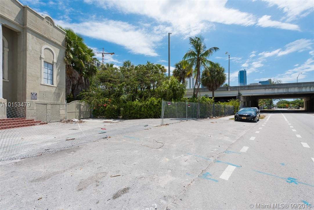 Miami South Blk 39 - Commercial Sale