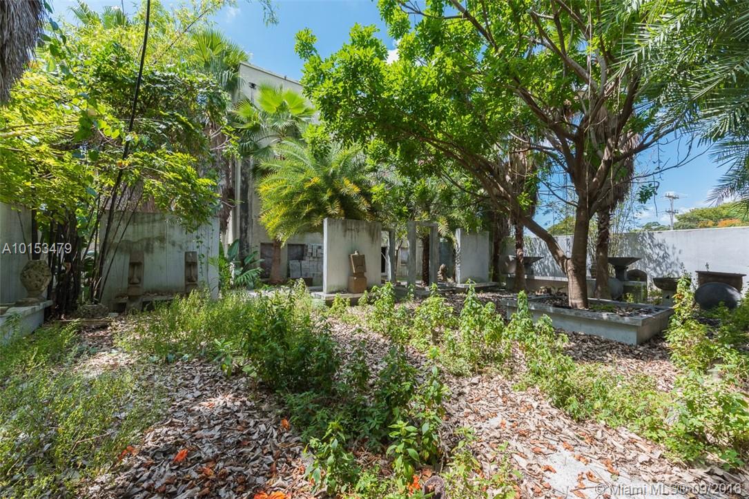 Miami South Blk 39 - Commercial Sale