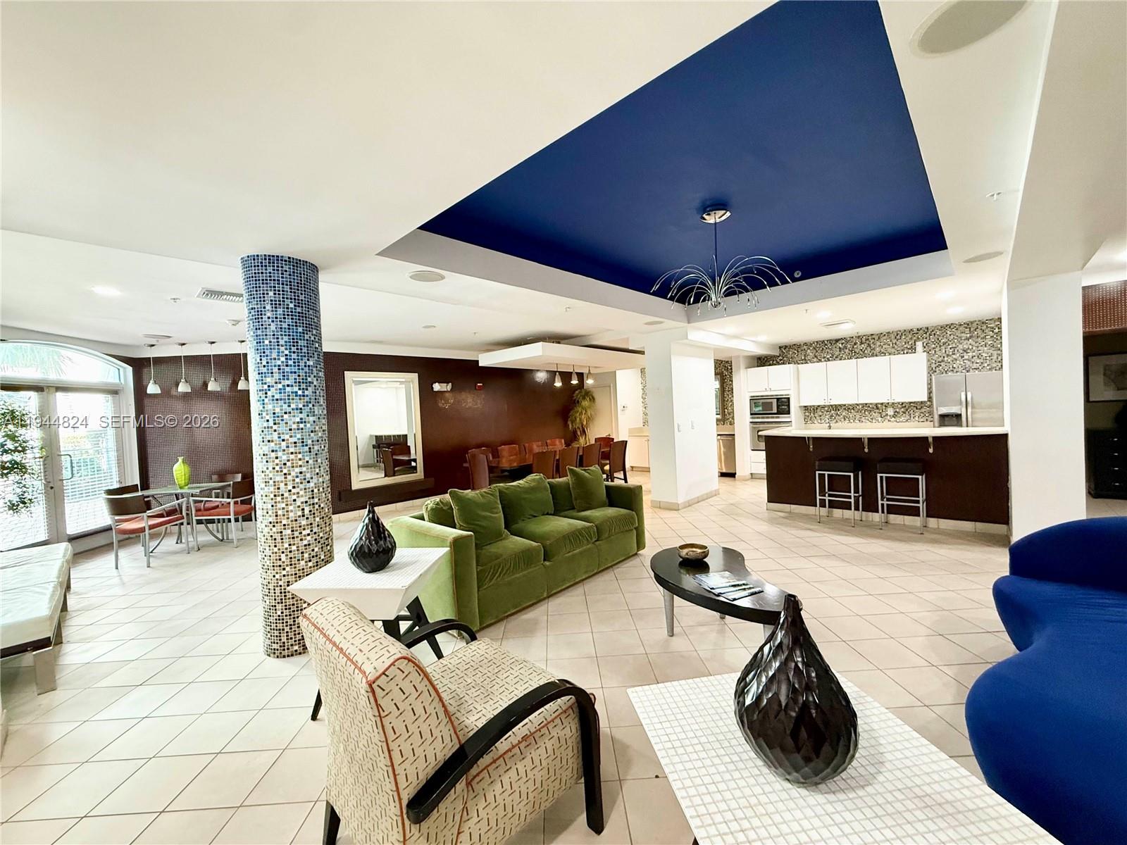 VALENCIA CONDO - Residential Lease