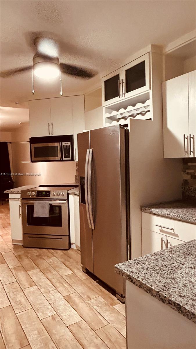 Rental Property at 2225 Ne 123rd St 105, North Miami, Miami-Dade County, Florida - Bedrooms: 2 
Bathrooms: 2  - $2,400 MO.