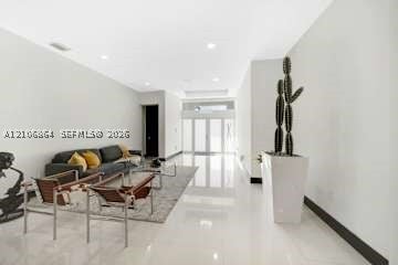 885 SW 144th Ave