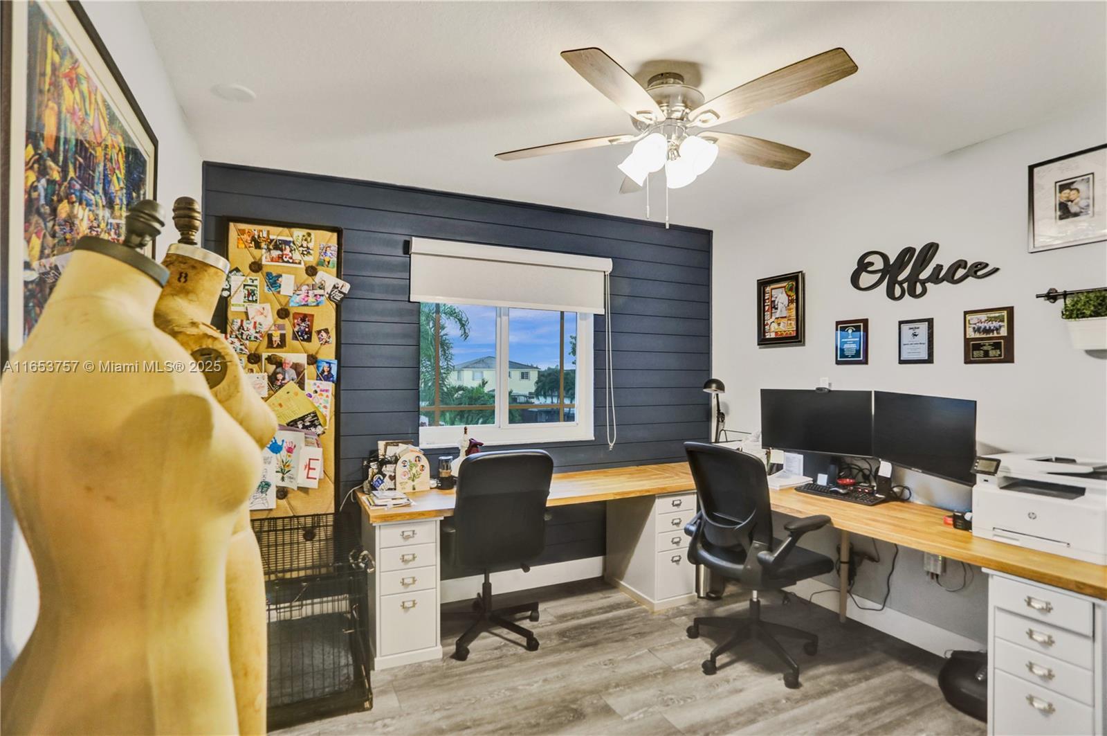 SUNSET POINTE - Residential
